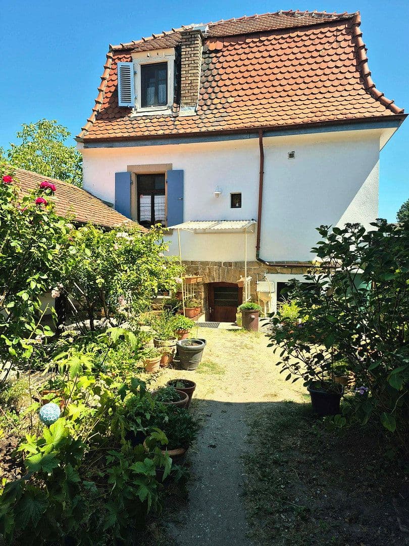 Predaj domu 100 m², pozemok 760 m², Weisenheim am Sand, Porýnie-Falcko Predaj domu 100 m², pozemok 760 m², Weisenheim am Sand, Porýnie-Falcko