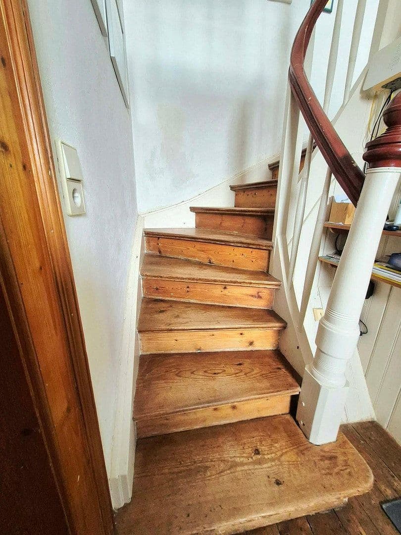 Predaj domu 100 m², pozemok 760 m², Weisenheim am Sand, Porýnie-Falcko Predaj domu 100 m², pozemok 760 m², Weisenheim am Sand, Porýnie-Falcko