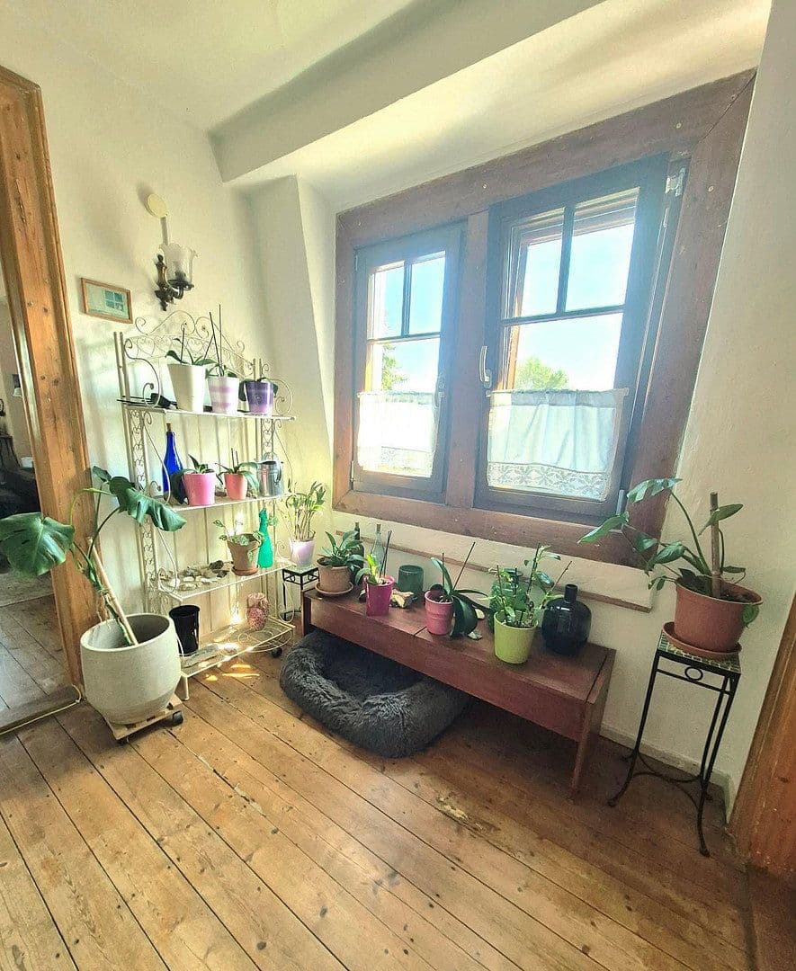 Predaj domu 100 m², pozemok 760 m², Weisenheim am Sand, Porýnie-Falcko Predaj domu 100 m², pozemok 760 m², Weisenheim am Sand, Porýnie-Falcko