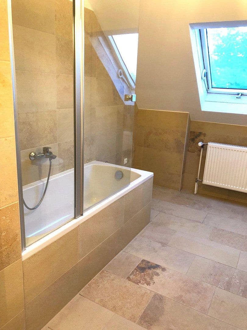 Predaj domu 224 m², pozemok 608 m², Ulmerstrasse 68, Augsburg, Bavorsko Predaj domu 224 m², pozemok 608 m², Ulmerstrasse 68, Augsburg, Bavorsko