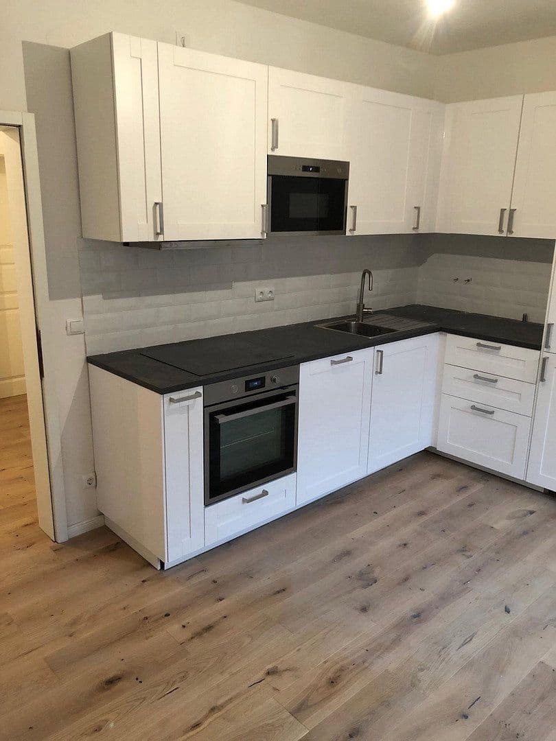 Predaj domu 224 m², pozemok 608 m², Ulmerstrasse 68, Augsburg, Bavorsko Predaj domu 224 m², pozemok 608 m², Ulmerstrasse 68, Augsburg, Bavorsko