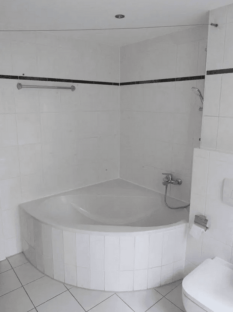 Prenájom bytu 2-izbový 62 m², Am Kapuzinerhölzl 37a, München, Bavorsko Prenájom bytu 2-izbový 62 m², Am Kapuzinerhölzl 37a, München, Bavorsko