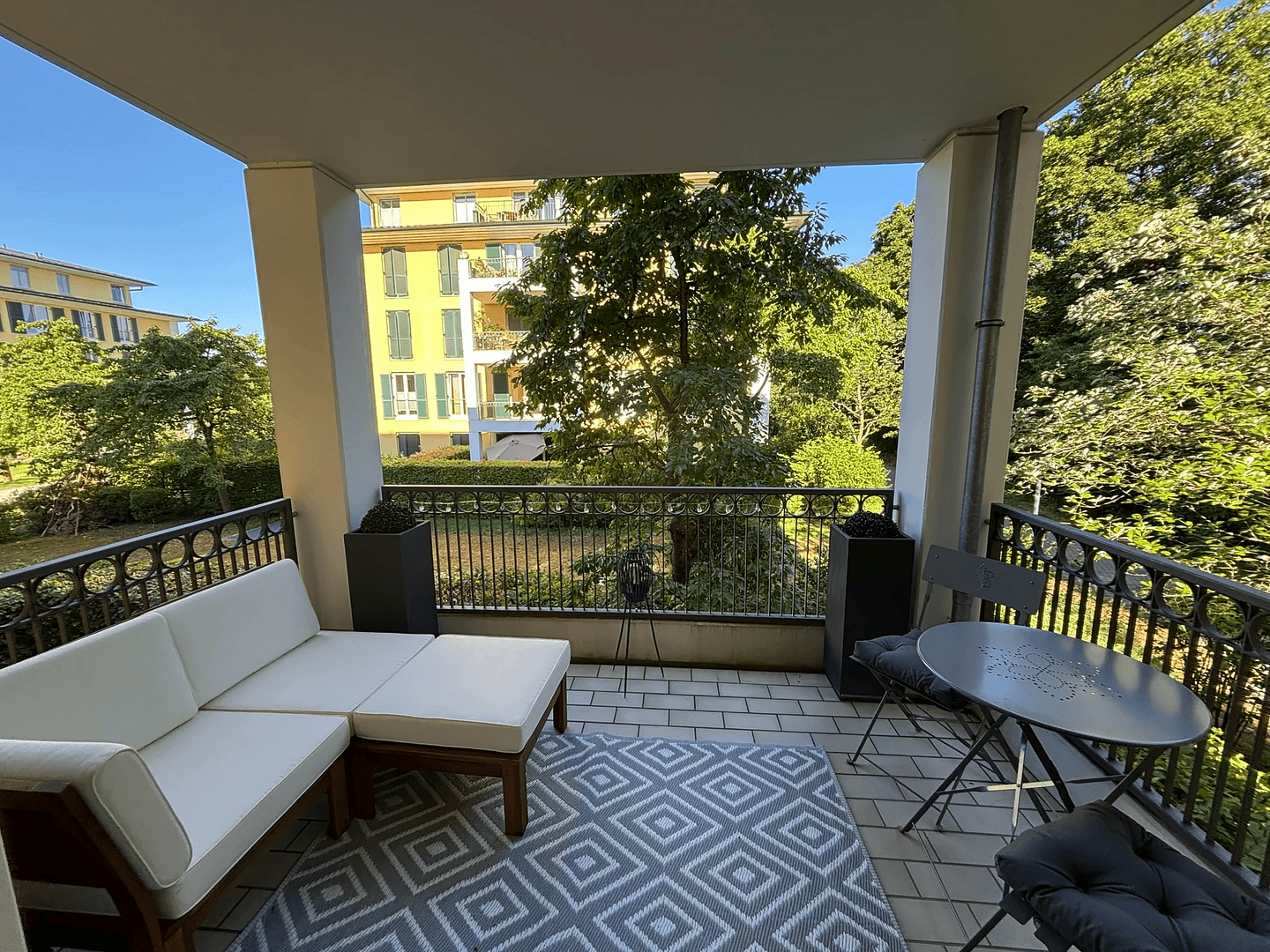 Prenájom bytu 2-izbový 62 m², Am Kapuzinerhölzl 37a, München, Bavorsko Prenájom bytu 2-izbový 62 m², Am Kapuzinerhölzl 37a, München, Bavorsko