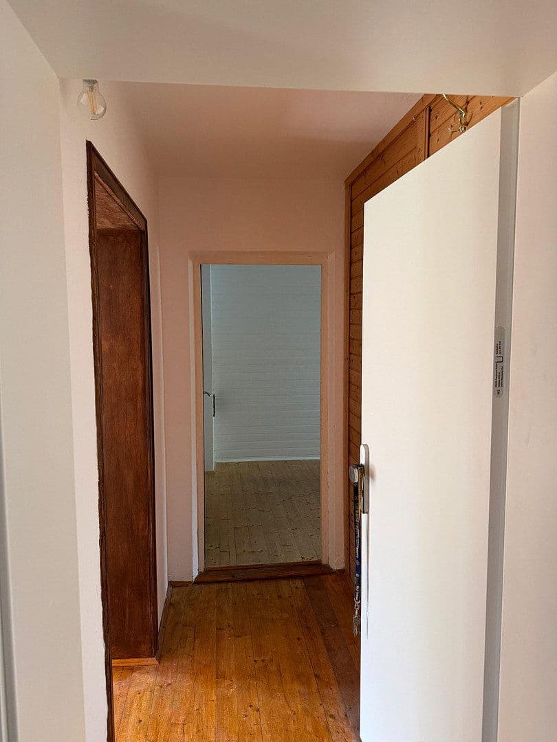Prenájom bytu 2-izbový 39 m², Holzkirchen, Bavorsko Prenájom bytu 2-izbový 39 m², Holzkirchen, Bavorsko