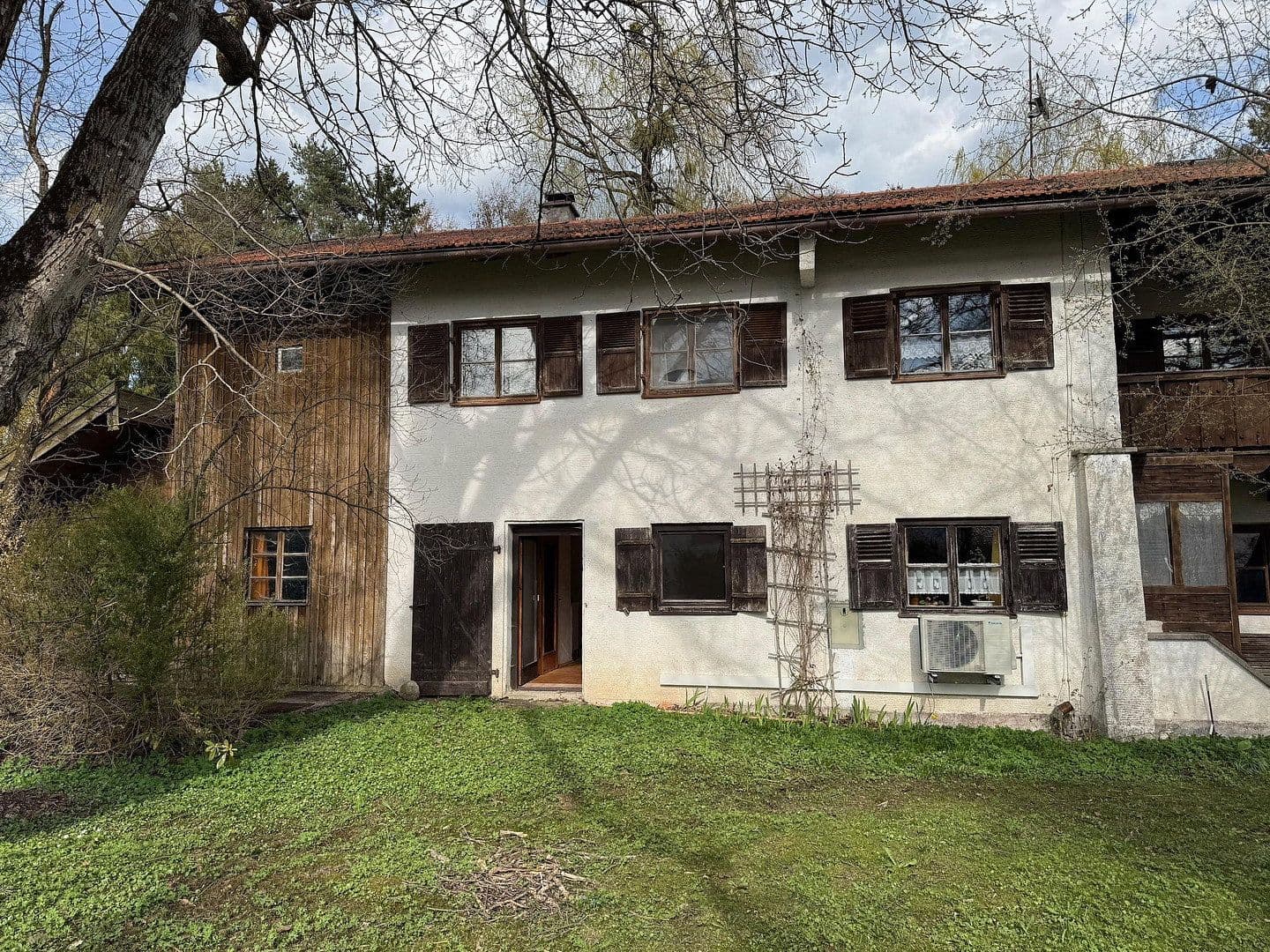 Prenájom bytu 2-izbový 39 m², Holzkirchen, Bavorsko Prenájom bytu 2-izbový 39 m², Holzkirchen, Bavorsko