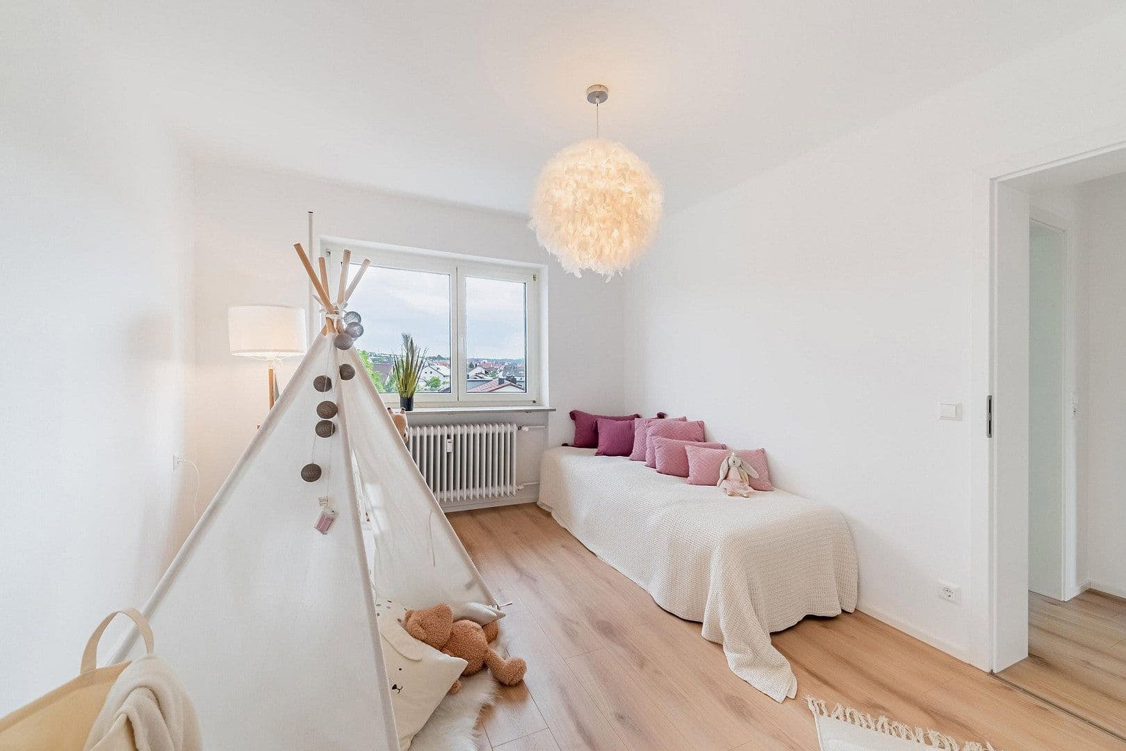 Predaj bytu 4-izbový 88 m², Ehningen, Bádensko-Wurttembersko Predaj bytu 4-izbový 88 m², Ehningen, Bádensko-Wurttembersko