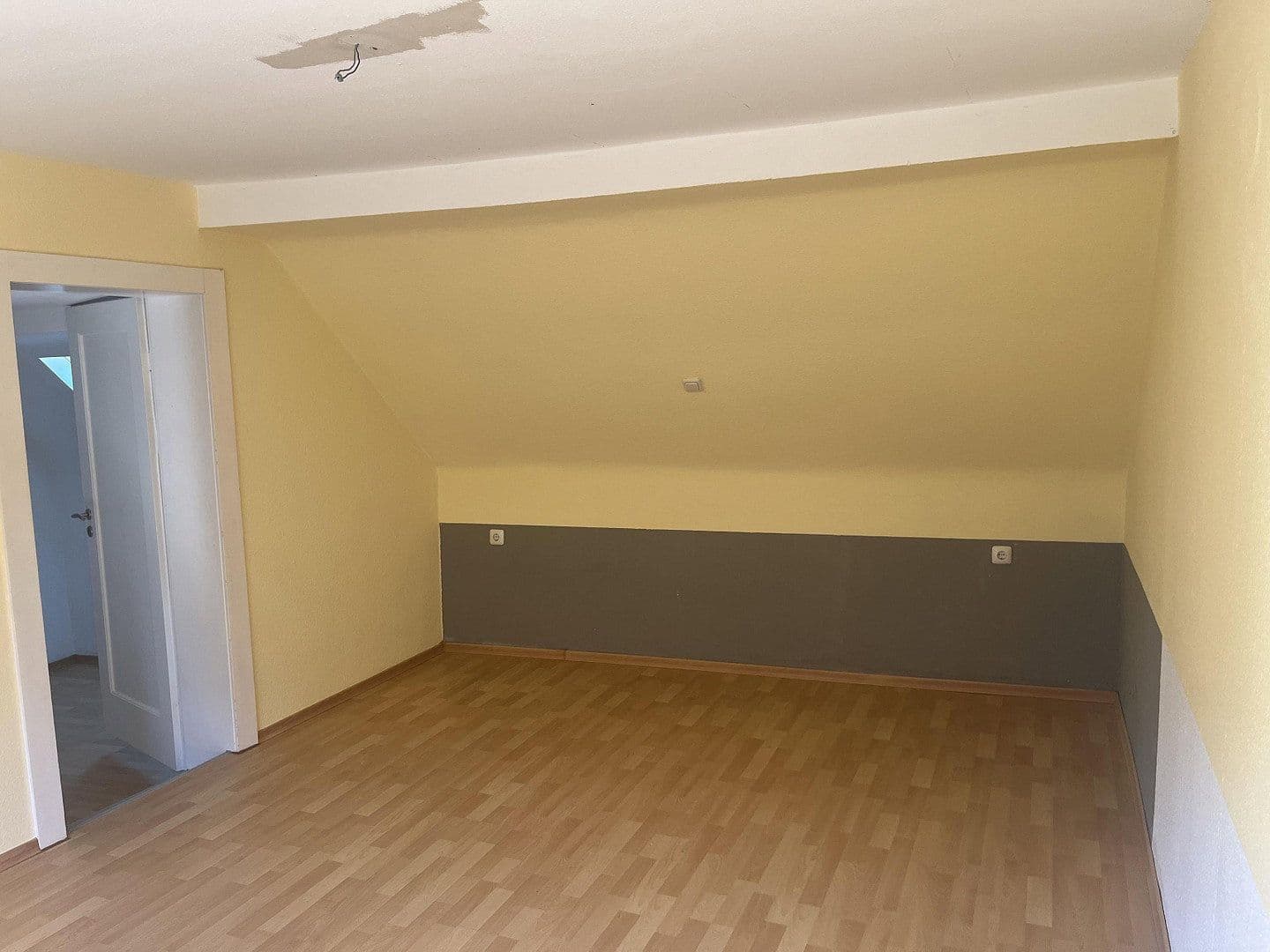 Predaj domu 86 m², pozemok 356 m², Ober-Rodener-Strasse 107, Rodgau, Hesensko Predaj domu 86 m², pozemok 356 m², Ober-Rodener-Strasse 107, Rodgau, Hesensko