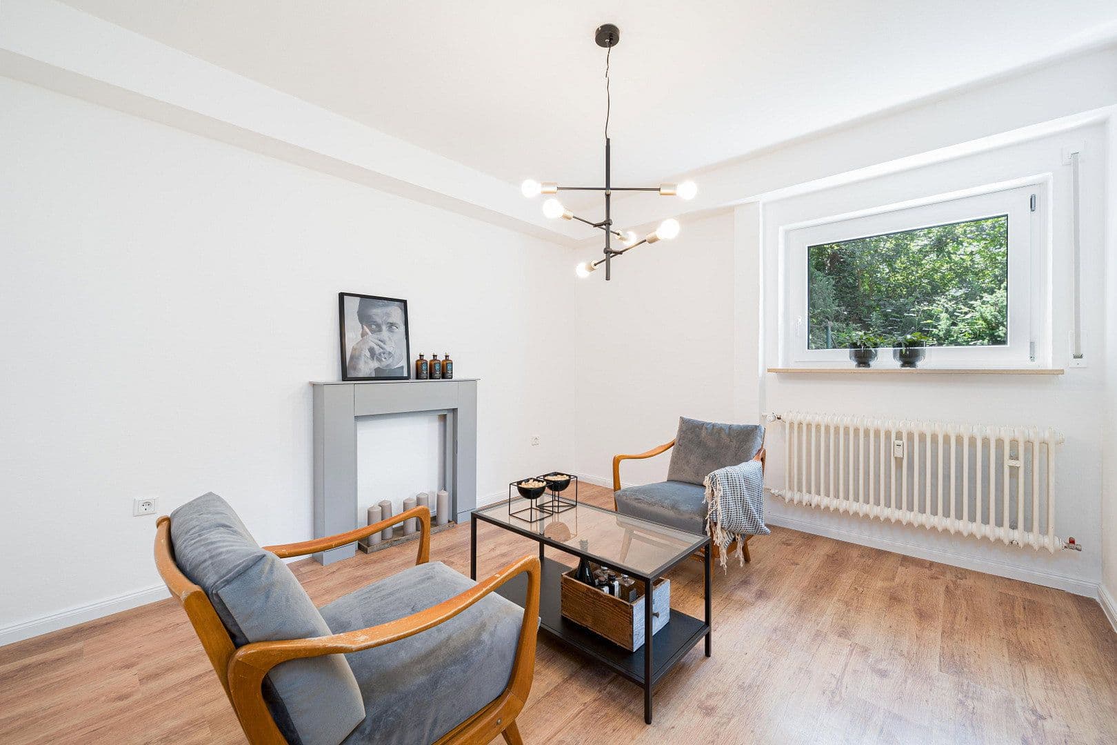 Predaj domu 250 m², pozemok 1.251 m², Weißenburg in Bayern, Bavorsko Predaj domu 250 m², pozemok 1.251 m², Weißenburg in Bayern, Bavorsko
