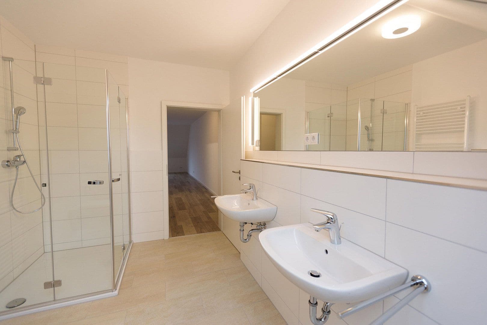 Prenájom bytu 3-izbový 105 m², Frankfurter Straße 169, Bad Vilbel, Hesensko Prenájom bytu 3-izbový 105 m², Frankfurter Straße 169, Bad Vilbel, Hesensko