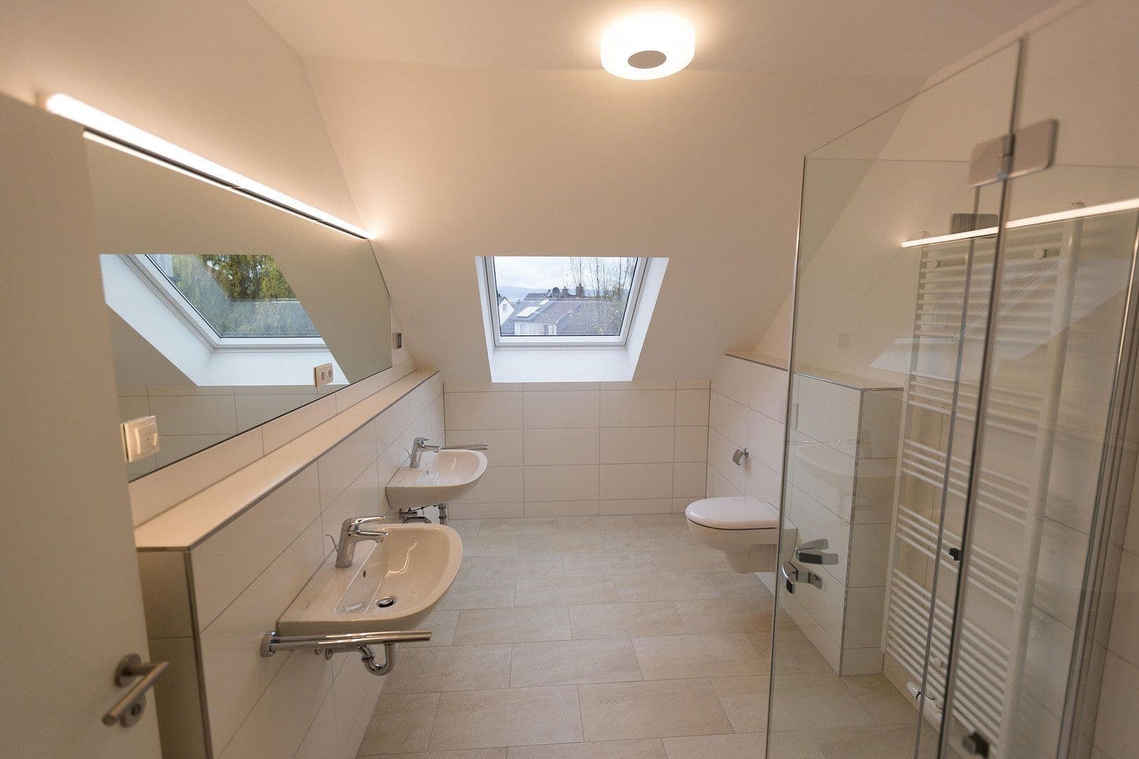 Prenájom bytu 3-izbový 105 m², Frankfurter Straße 169, Bad Vilbel, Hesensko Prenájom bytu 3-izbový 105 m², Frankfurter Straße 169, Bad Vilbel, Hesensko