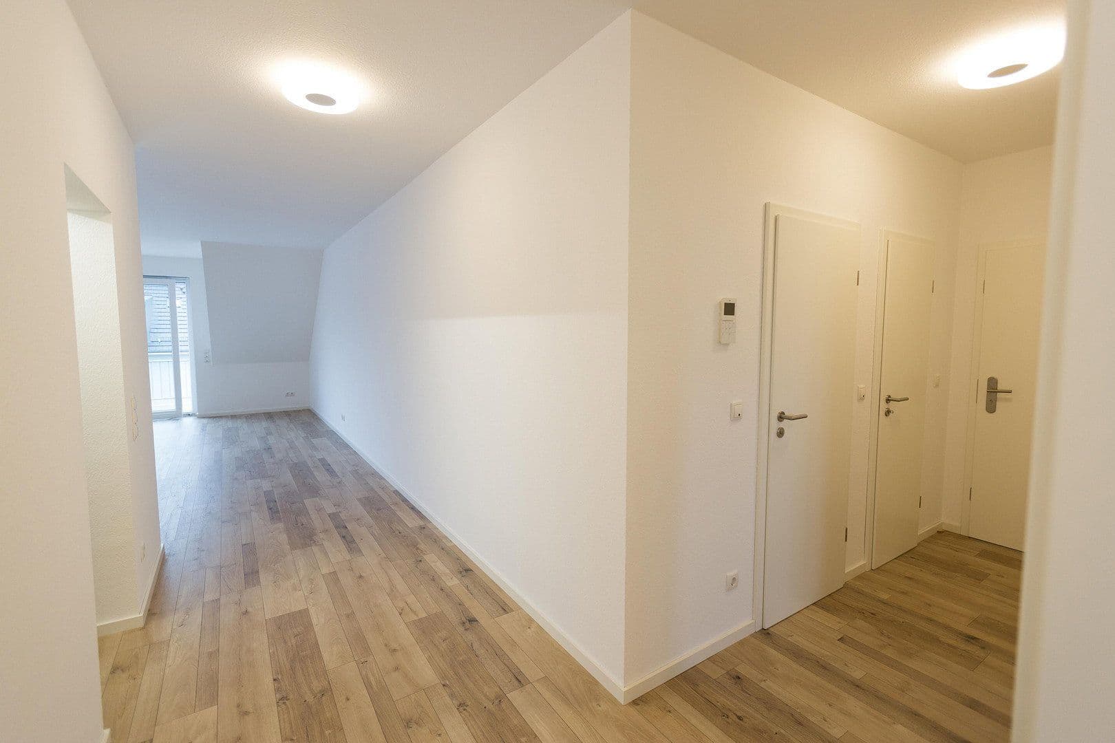 Prenájom bytu 3-izbový 105 m², Frankfurter Straße 169, Bad Vilbel, Hesensko Prenájom bytu 3-izbový 105 m², Frankfurter Straße 169, Bad Vilbel, Hesensko