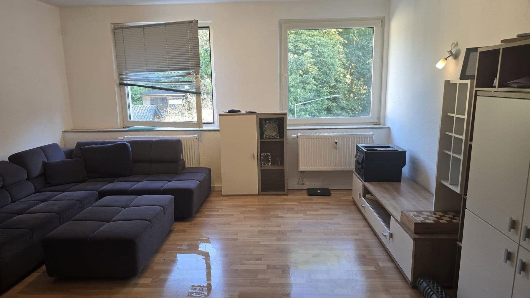 Prenájom bytu 3-izbový 105 m², Ittertalstraße 138, Solingen, Severné Porýnie - Westfálsko Prenájom bytu 3-izbový 105 m², Ittertalstraße 138, Solingen, Severné Porýnie - Westfálsko