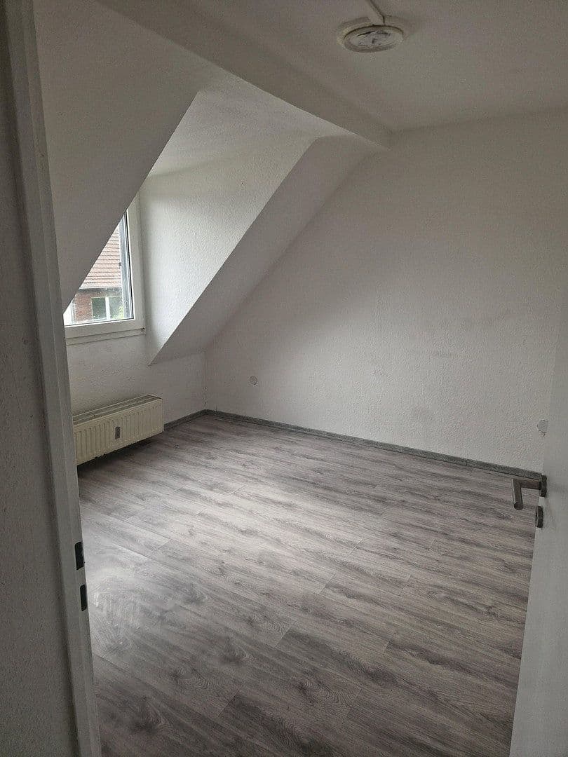 Prenájom bytu 2-izbový 45 m², Liebfrauenstr, 20, Duisburg, Severné Porýnie - Westfálsko Prenájom bytu 2-izbový 45 m², Liebfrauenstr, 20, Duisburg, Severné Porýnie - Westfálsko
