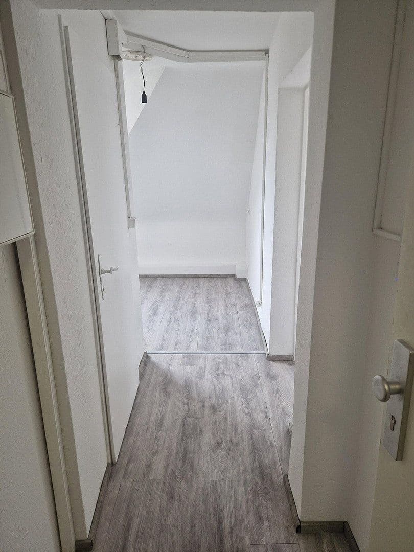 Prenájom bytu 2-izbový 45 m², Liebfrauenstr, 20, Duisburg, Severné Porýnie - Westfálsko Prenájom bytu 2-izbový 45 m², Liebfrauenstr, 20, Duisburg, Severné Porýnie - Westfálsko