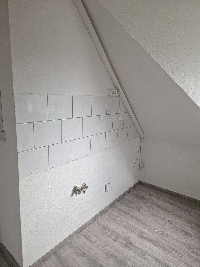 Prenájom bytu 2-izbový 45 m², Liebfrauenstr, 20, Duisburg, Severné Porýnie - Westfálsko Prenájom bytu 2-izbový 45 m², Liebfrauenstr, 20, Duisburg, Severné Porýnie - Westfálsko