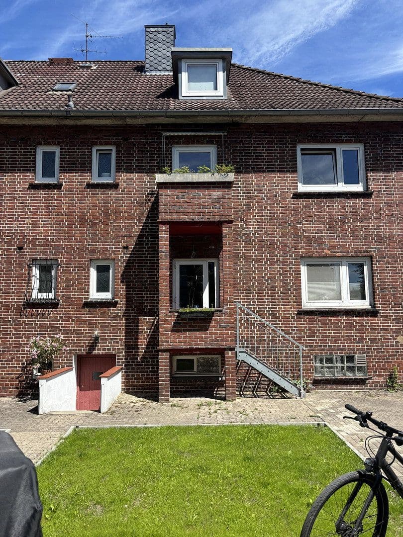Prenájom bytu 3-izbový 67 m², Pinneberg, Šlezvicko-Holštajnsko Prenájom bytu 3-izbový 67 m², Pinneberg, Šlezvicko-Holštajnsko