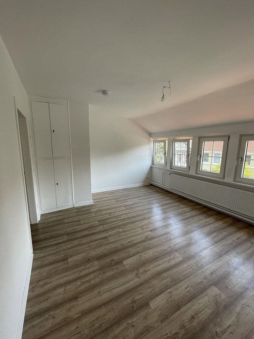 Prenájom bytu 3-izbový 90 m², Deichstraße 2, Winsen (Luhe), Dolné Sasko Prenájom bytu 3-izbový 90 m², Deichstraße 2, Winsen (Luhe), Dolné Sasko