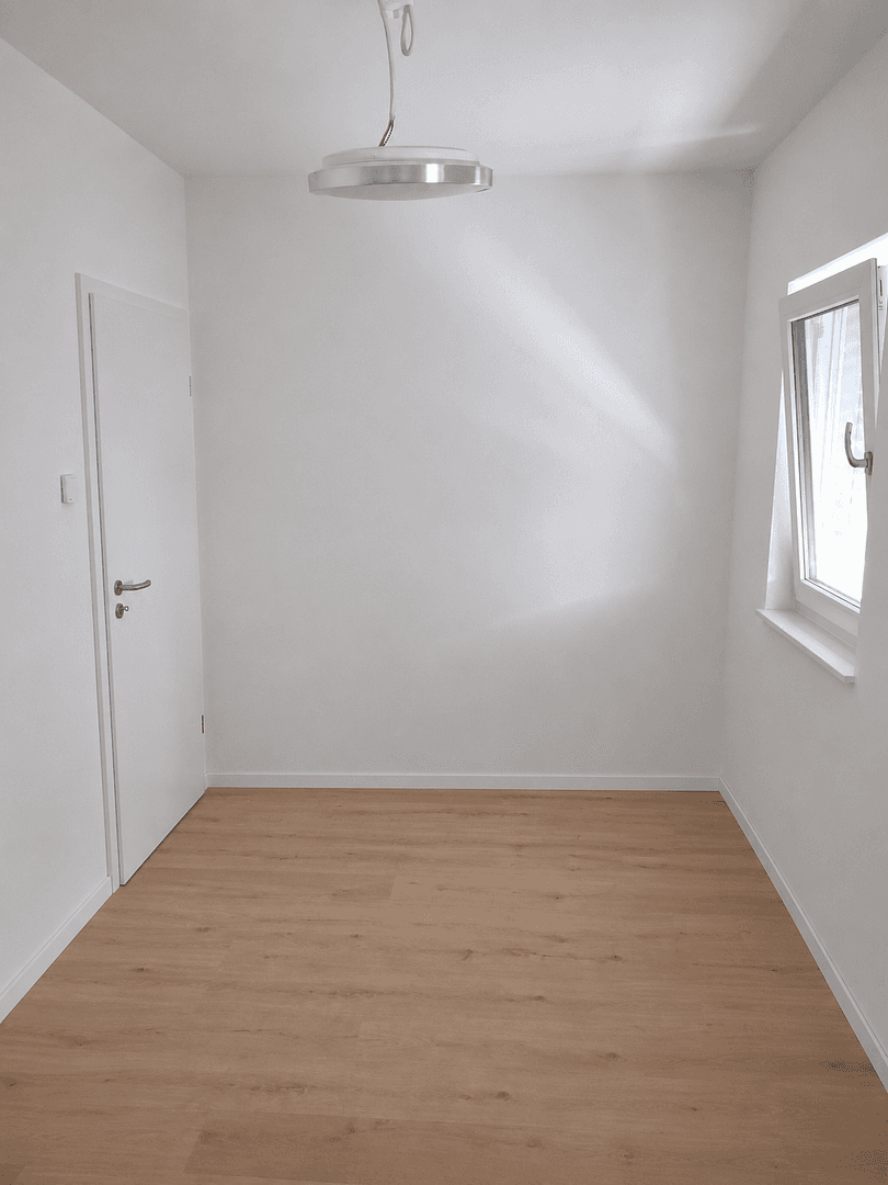Prenájom domu 143 m², pozemok 450 m², Kirchberg an der Murr, Bádensko-Wurttembersko Prenájom domu 143 m², pozemok 450 m², Kirchberg an der Murr, Bádensko-Wurttembersko