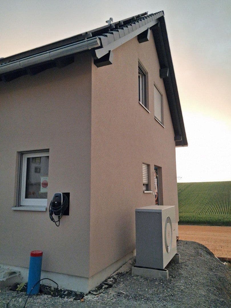 Prenájom domu 143 m², pozemok 450 m², Kirchberg an der Murr, Bádensko-Wurttembersko Prenájom domu 143 m², pozemok 450 m², Kirchberg an der Murr, Bádensko-Wurttembersko