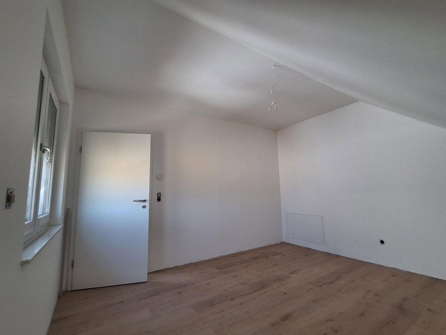 Prenájom domu 143 m², pozemok 450 m², Kirchberg an der Murr, Bádensko-Wurttembersko Prenájom domu 143 m², pozemok 450 m², Kirchberg an der Murr, Bádensko-Wurttembersko