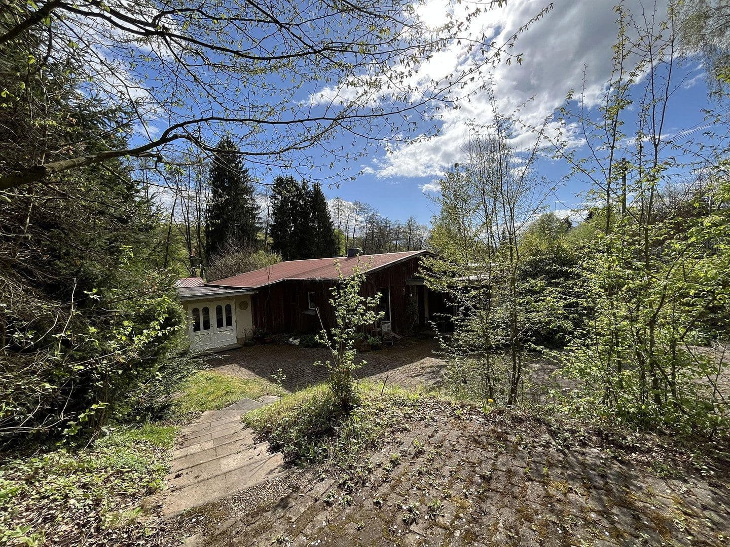 Predaj domu 119 m², pozemok 1.300 m², In den Bruchwiesen 7, Laubach, Hesensko Predaj domu 119 m², pozemok 1.300 m², In den Bruchwiesen 7, Laubach, Hesensko