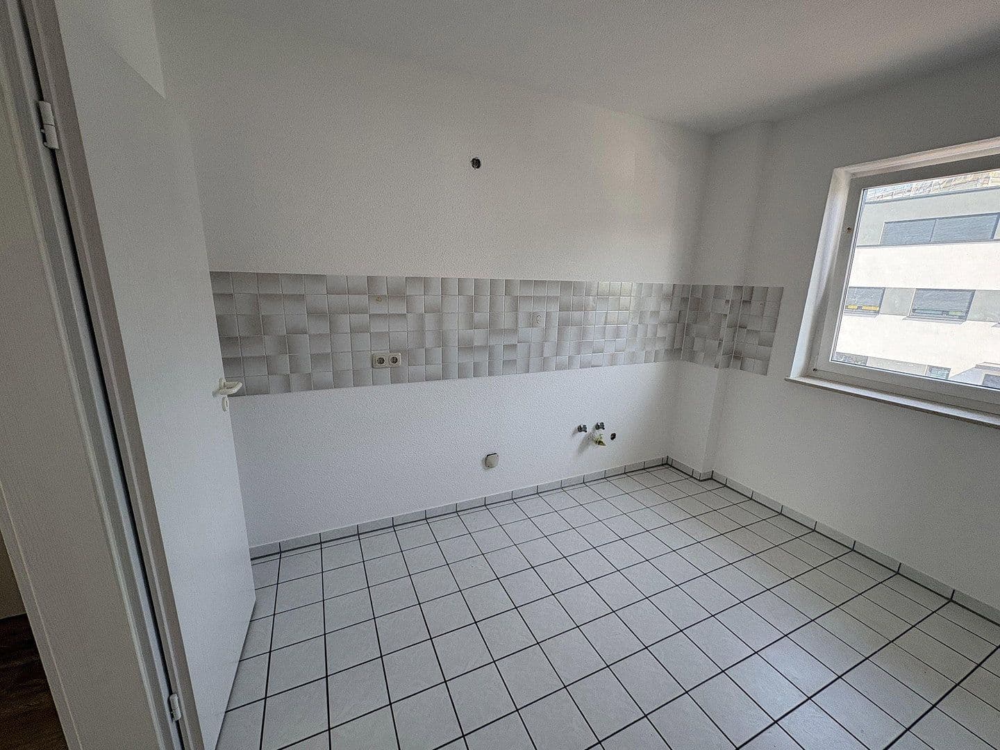 Prenájom bytu 2-izbový 71 m², Bad Vilbel, Hesensko Prenájom bytu 2-izbový 71 m², Bad Vilbel, Hesensko