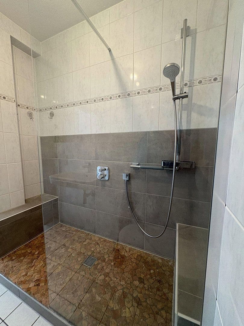 Prenájom bytu 2-izbový 71 m², Bad Vilbel, Hesensko Prenájom bytu 2-izbový 71 m², Bad Vilbel, Hesensko
