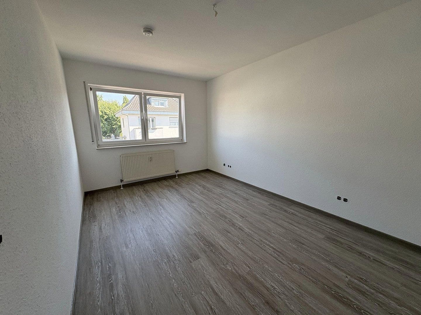 Prenájom bytu 2-izbový 71 m², Bad Vilbel, Hesensko Prenájom bytu 2-izbový 71 m², Bad Vilbel, Hesensko