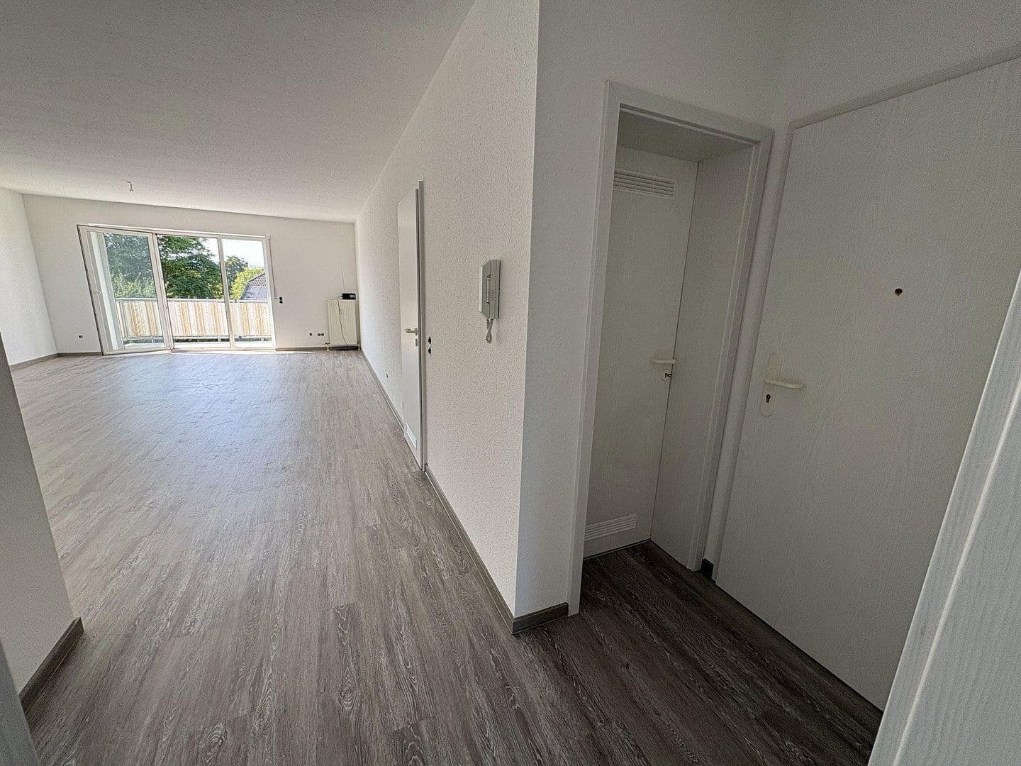 Prenájom bytu 2-izbový 71 m², Bad Vilbel, Hesensko Prenájom bytu 2-izbový 71 m², Bad Vilbel, Hesensko