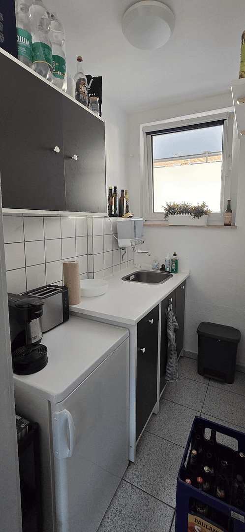 Prenájom bytu 1-izbový 30 m², Hartwichstraße 9-13, Köln, Severné Porýnie - Westfálsko Prenájom bytu 1-izbový 30 m², Hartwichstraße 9-13, Köln, Severné Porýnie - Westfálsko