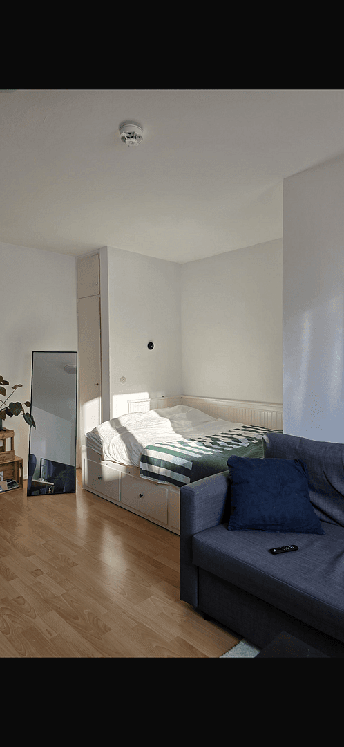 Prenájom bytu 1-izbový 30 m², Hartwichstraße 9-13, Köln, Severné Porýnie - Westfálsko Prenájom bytu 1-izbový 30 m², Hartwichstraße 9-13, Köln, Severné Porýnie - Westfálsko