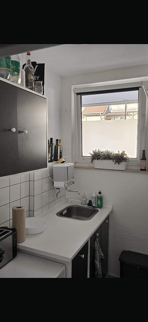 Prenájom bytu 1-izbový 30 m², Hartwichstraße 9-13, Köln, Severné Porýnie - Westfálsko Prenájom bytu 1-izbový 30 m², Hartwichstraße 9-13, Köln, Severné Porýnie - Westfálsko