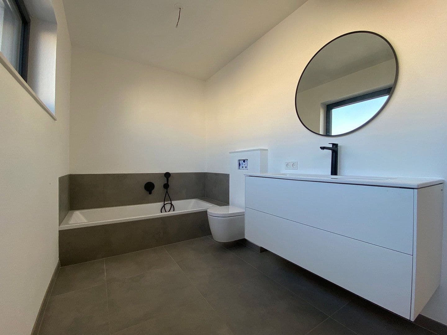Prenájom domu 154 m², pozemok 245 m², Ingolstadt / Gerolfing, Bavorsko Prenájom domu 154 m², pozemok 245 m², Ingolstadt / Gerolfing, Bavorsko