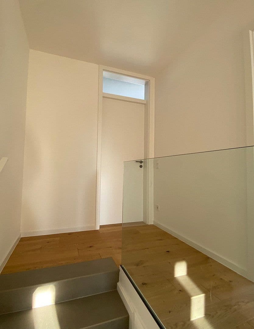 Prenájom domu 154 m², pozemok 245 m², Ingolstadt / Gerolfing, Bavorsko Prenájom domu 154 m², pozemok 245 m², Ingolstadt / Gerolfing, Bavorsko