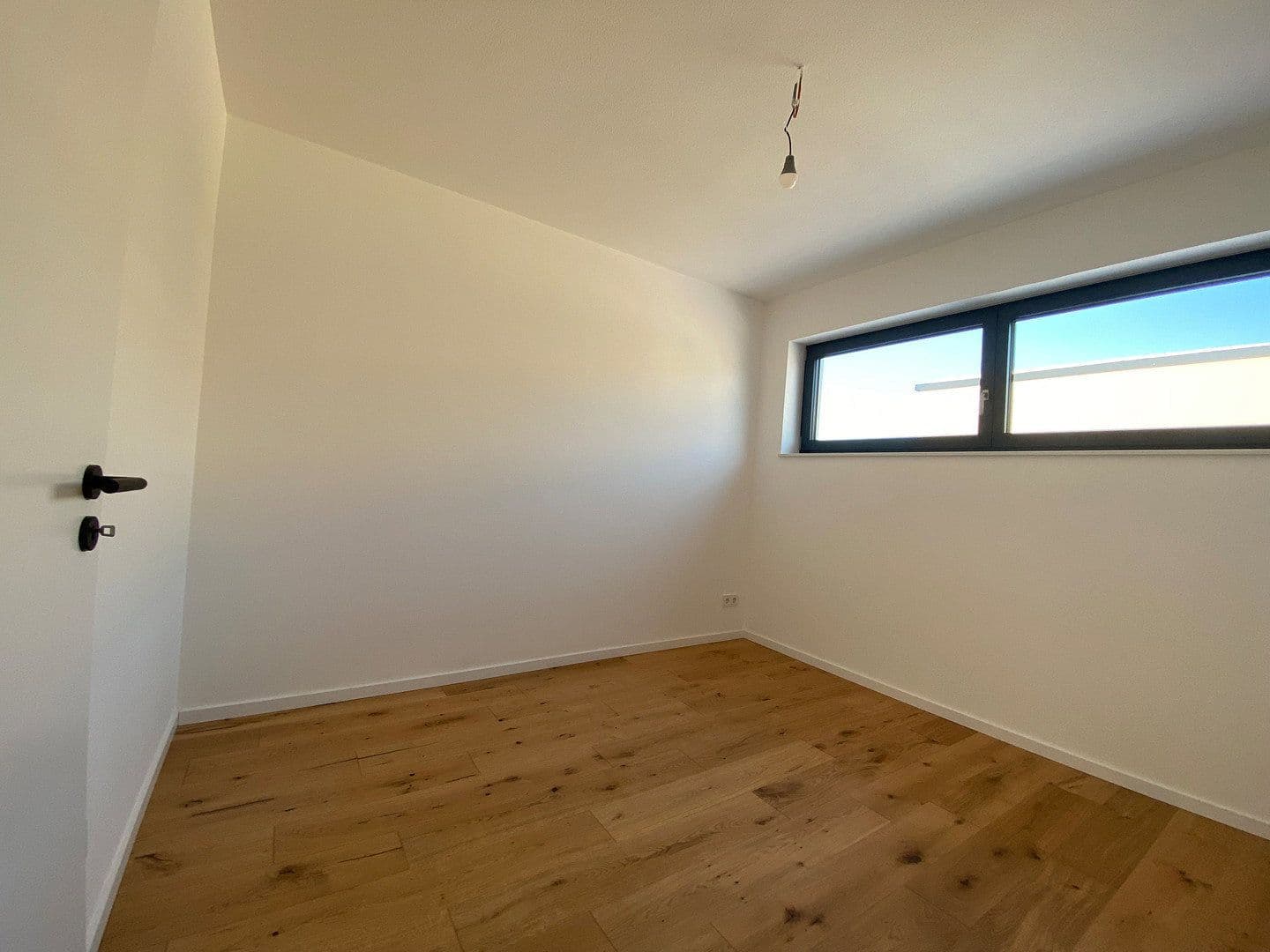 Prenájom domu 154 m², pozemok 245 m², Ingolstadt / Gerolfing, Bavorsko Prenájom domu 154 m², pozemok 245 m², Ingolstadt / Gerolfing, Bavorsko