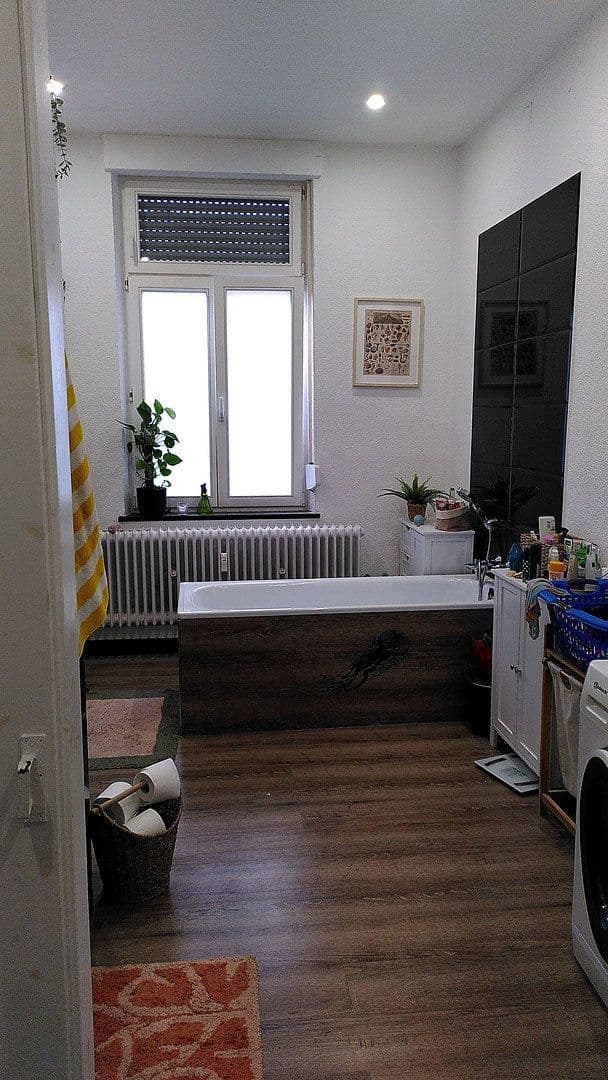 Prenájom bytu 4-izbový 135 m², Worms am Rhein, Porýnie-Falcko Prenájom bytu 4-izbový 135 m², Worms am Rhein, Porýnie-Falcko