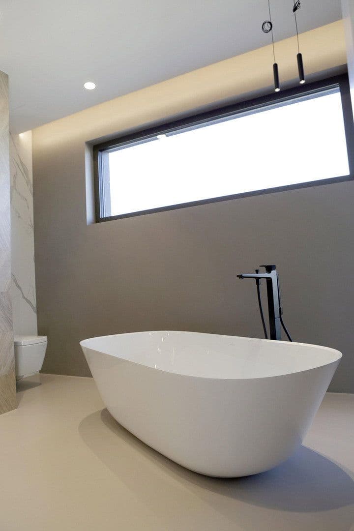 Predaj domu 420 m², pozemok 643 m², Bad Vilbel, Hesensko Predaj domu 420 m², pozemok 643 m², Bad Vilbel, Hesensko