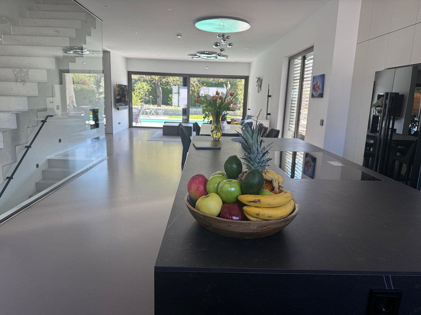 Predaj domu 420 m², pozemok 643 m², Bad Vilbel, Hesensko Predaj domu 420 m², pozemok 643 m², Bad Vilbel, Hesensko