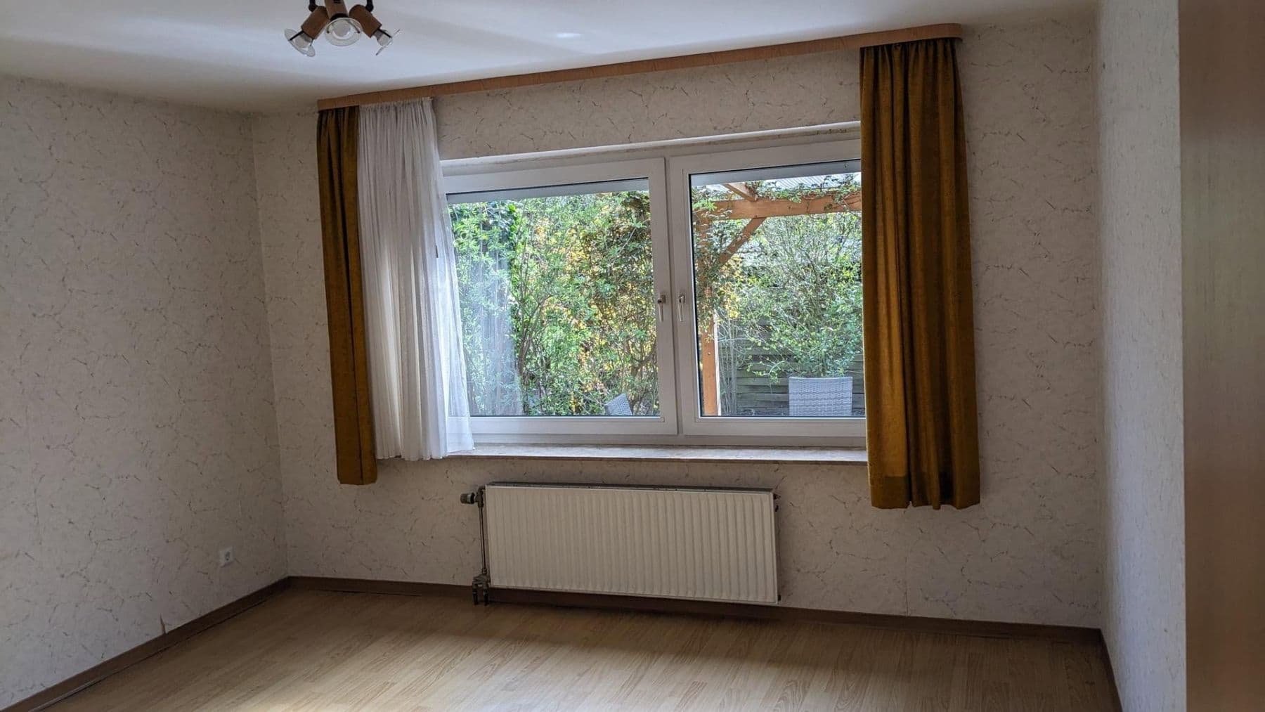 Predaj domu 210 m², pozemok 998 m², Barsinghausen, Dolné Sasko Predaj domu 210 m², pozemok 998 m², Barsinghausen, Dolné Sasko