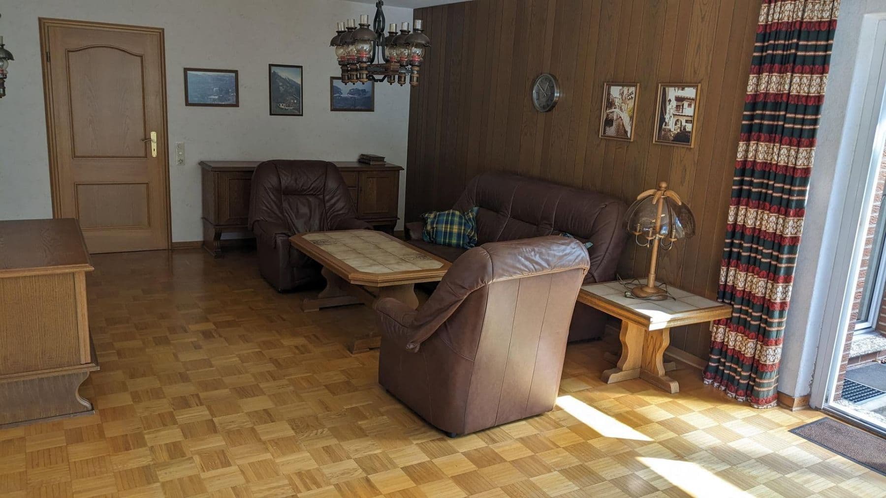 Predaj domu 210 m², pozemok 998 m², Barsinghausen, Dolné Sasko Predaj domu 210 m², pozemok 998 m², Barsinghausen, Dolné Sasko