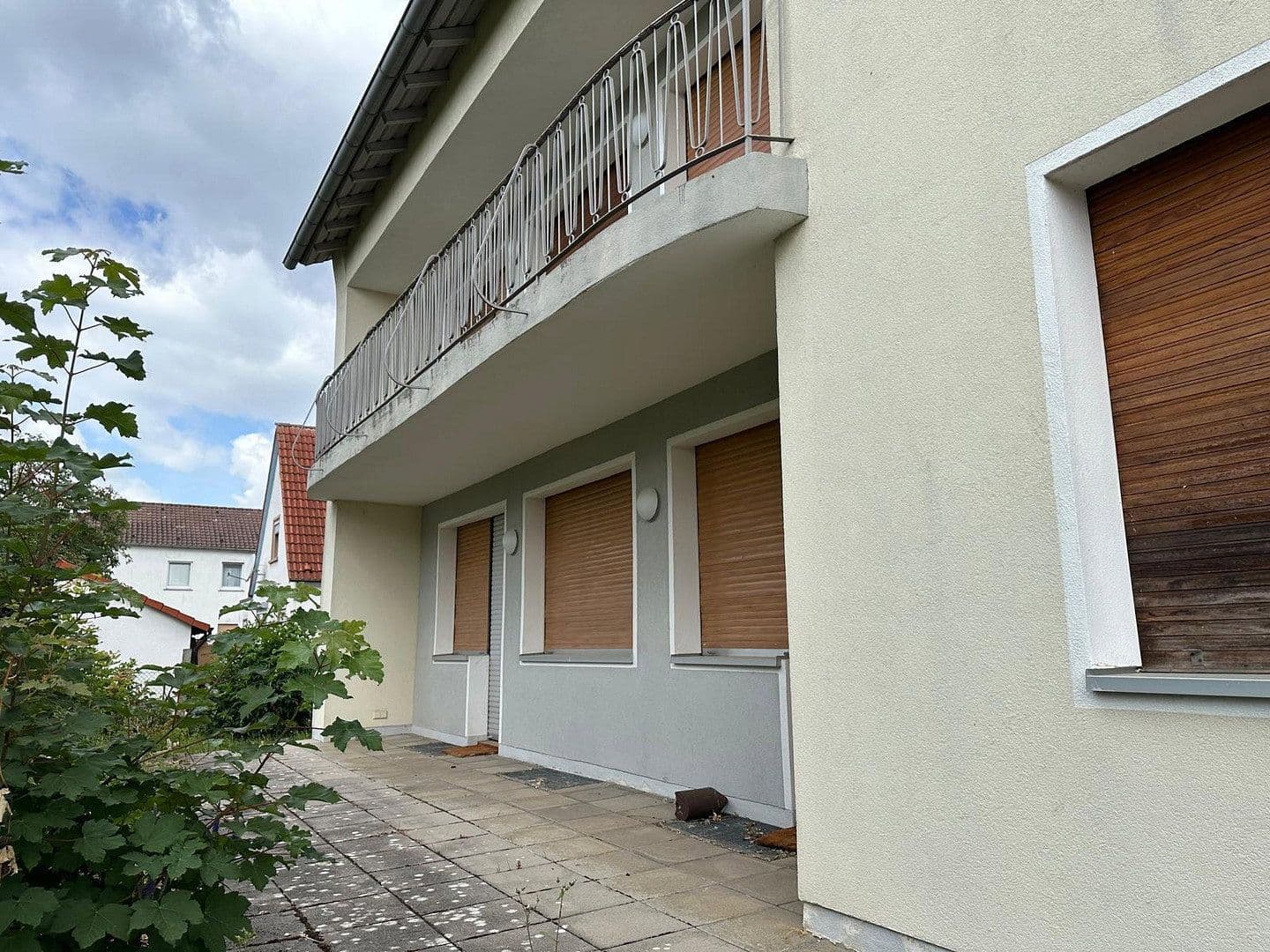 Prenájom domu 175 m², pozemok 950 m², Kerzenheim, Porýnie-Falcko Prenájom domu 175 m², pozemok 950 m², Kerzenheim, Porýnie-Falcko