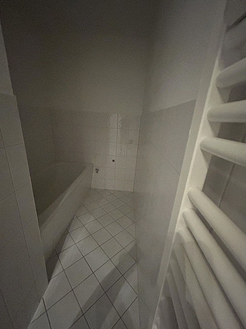 Prenájom bytu 4-izbový 109 m², Paracelsusstr. 5a, Halle, Sasko-Anhaltsko Prenájom bytu 4-izbový 109 m², Paracelsusstr. 5a, Halle, Sasko-Anhaltsko