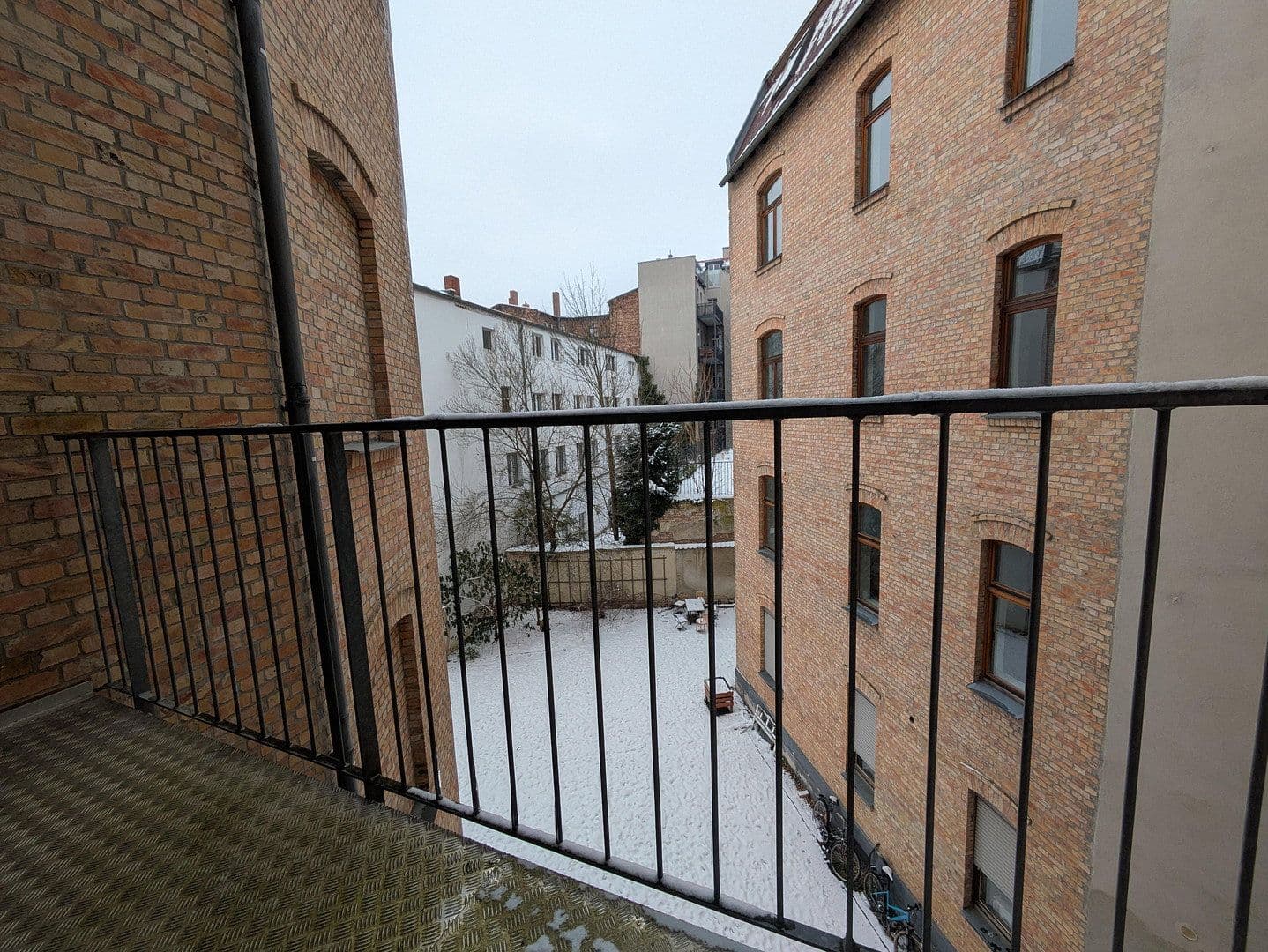 Prenájom bytu 4-izbový 109 m², Paracelsusstr. 5a, Halle, Sasko-Anhaltsko Prenájom bytu 4-izbový 109 m², Paracelsusstr. 5a, Halle, Sasko-Anhaltsko