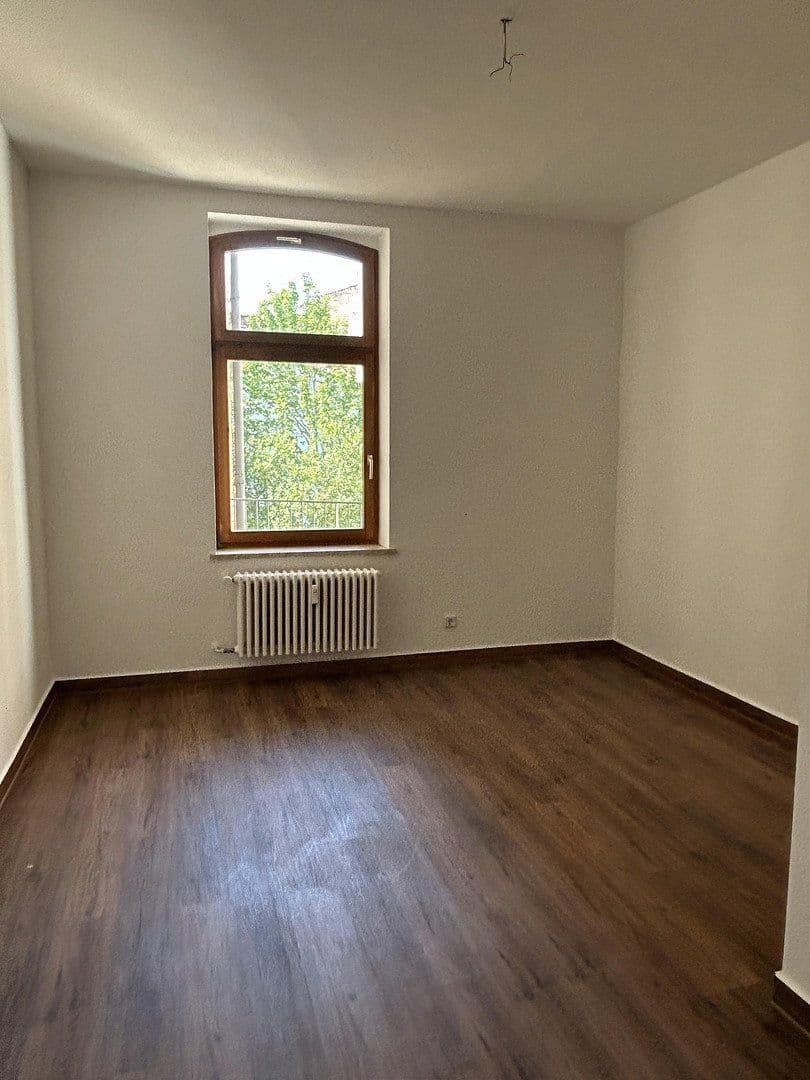 Prenájom bytu 4-izbový 109 m², Paracelsusstr. 5a, Halle, Sasko-Anhaltsko Prenájom bytu 4-izbový 109 m², Paracelsusstr. 5a, Halle, Sasko-Anhaltsko