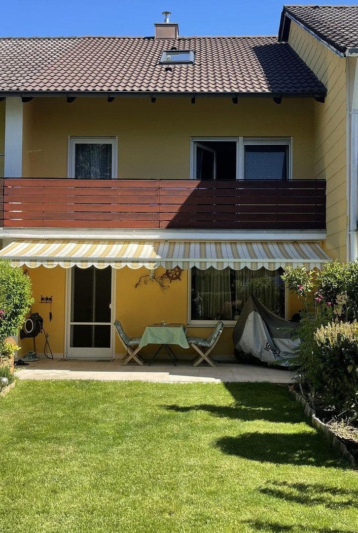 Predaj domu 155 m², pozemok 312 m², Kirchseeon, Bavorsko Predaj domu 155 m², pozemok 312 m², Kirchseeon, Bavorsko