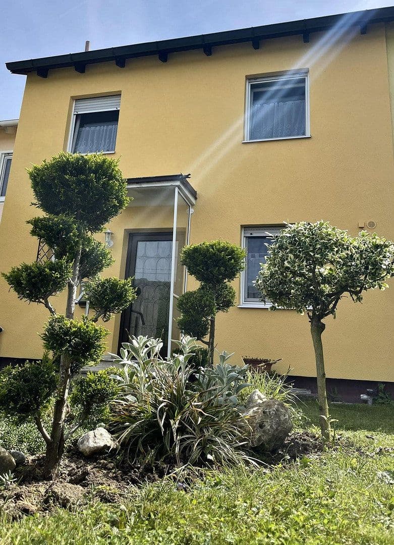 Predaj domu 155 m², pozemok 312 m², Kirchseeon, Bavorsko Predaj domu 155 m², pozemok 312 m², Kirchseeon, Bavorsko