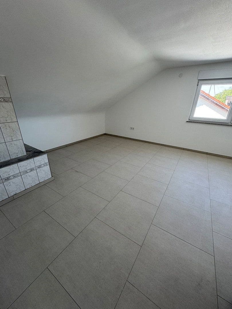 Prenájom bytu 3-izbový 74 m², Backnang, Bádensko-Wurttembersko Prenájom bytu 3-izbový 74 m², Backnang, Bádensko-Wurttembersko