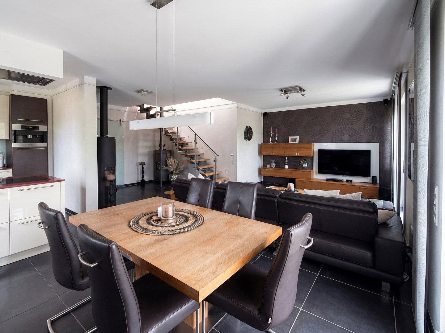 Predaj bytu 2-izbový 144 m², Robert-Koch-Straße 2, Simmerath, Severné Porýnie - Westfálsko Predaj bytu 2-izbový 144 m², Robert-Koch-Straße 2, Simmerath, Severné Porýnie - Westfálsko