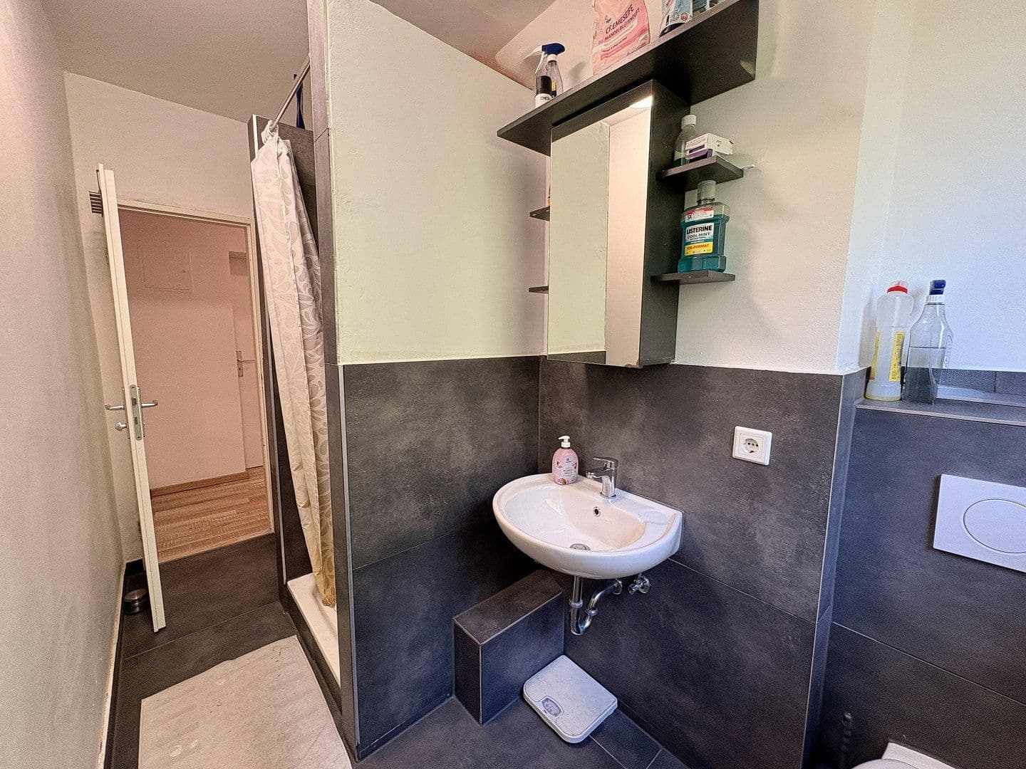 Predaj bytu 3-izbový 73 m², Frankfurt, Hesensko Predaj bytu 3-izbový 73 m², Frankfurt, Hesensko