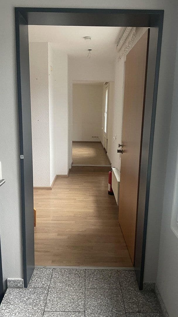 Prenájom bytu 2-izbový 82 m², Lohmar, Severné Porýnie - Westfálsko Prenájom bytu 2-izbový 82 m², Lohmar, Severné Porýnie - Westfálsko